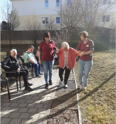 Fühlpfad bei schönstem Wetter – Bild 6